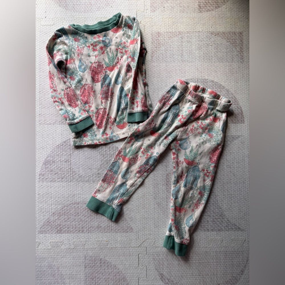 Burt’s Bees Pajama Set
